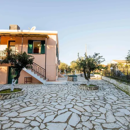 The Old Well, Spacious House In North Corfu Hébergement de vacances Peritheia