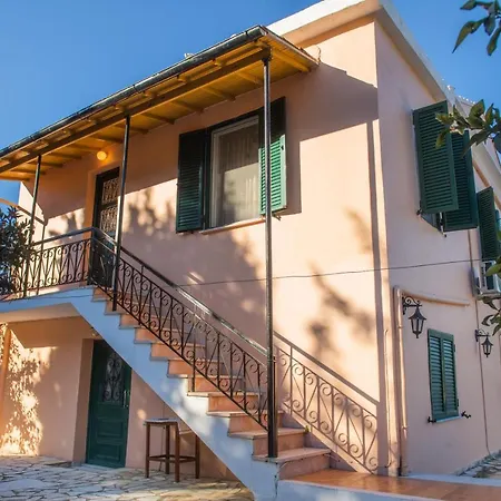 Vakantiehuis The Old Well, Spacious House In North Corfu Peritheia