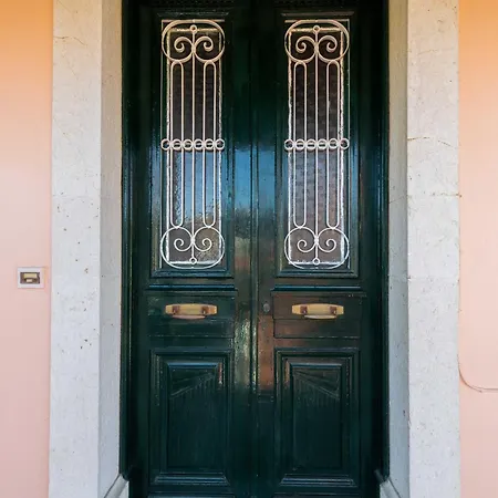 The Old Well, Spacious House In North Corfu بيت للعطل *
