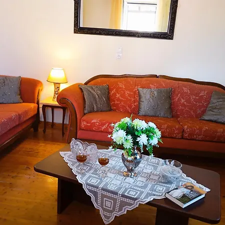 펜션 The Old Well, Spacious House In North Corfu *