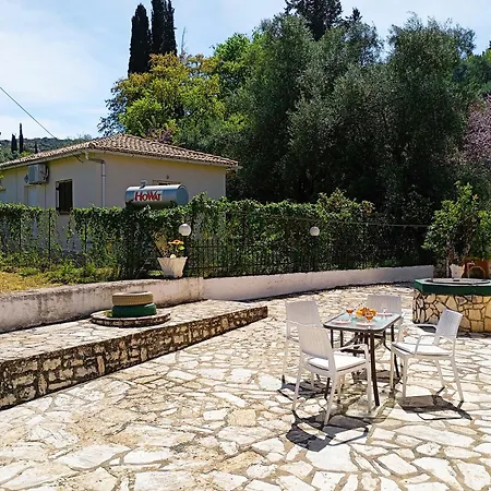 펜션 The Old Well, Spacious House In North Corfu Peritheia